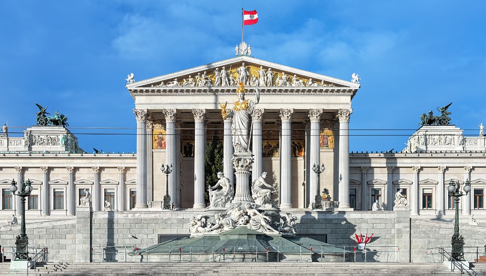Austria pritet te vendose taksen e luksit per kompanite e energjise